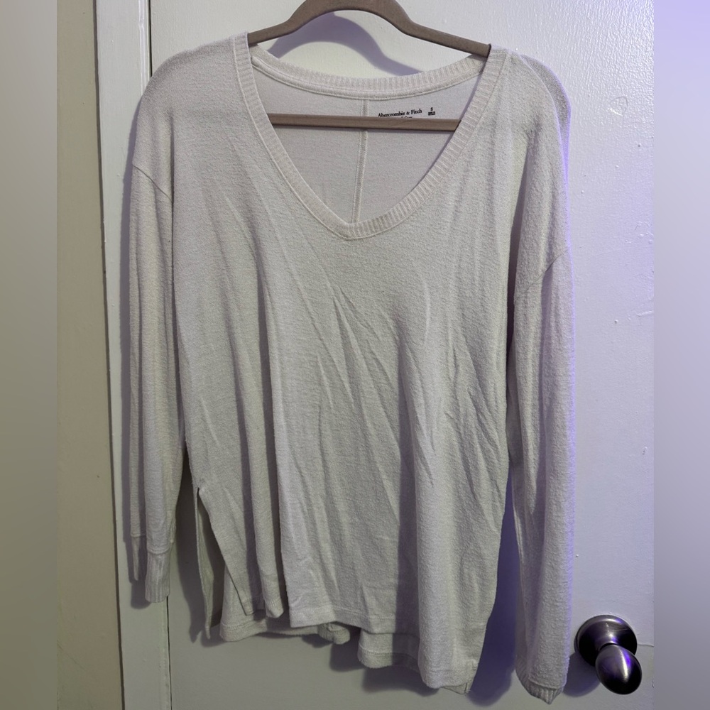 Abercrombie & Fitch Women's V-Neck Sweater